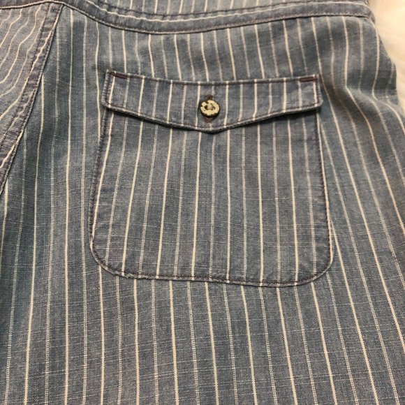 ✨HOST PICK✨ *BRAND NEW* Levi's Striped Button-Up Romper - Size XS - Picture 7 of 12